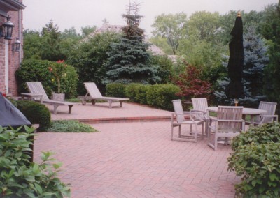 Patio w/ Seating